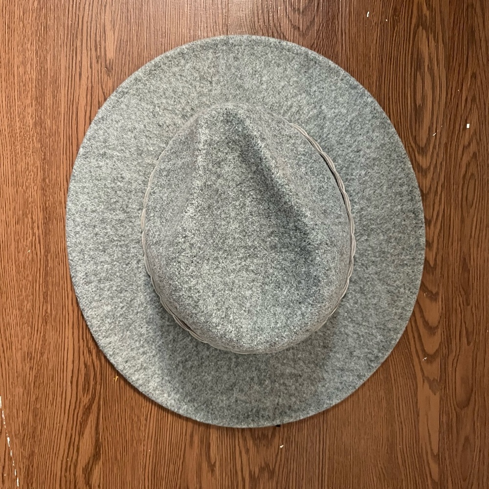 Stylish Gray Felt Hat